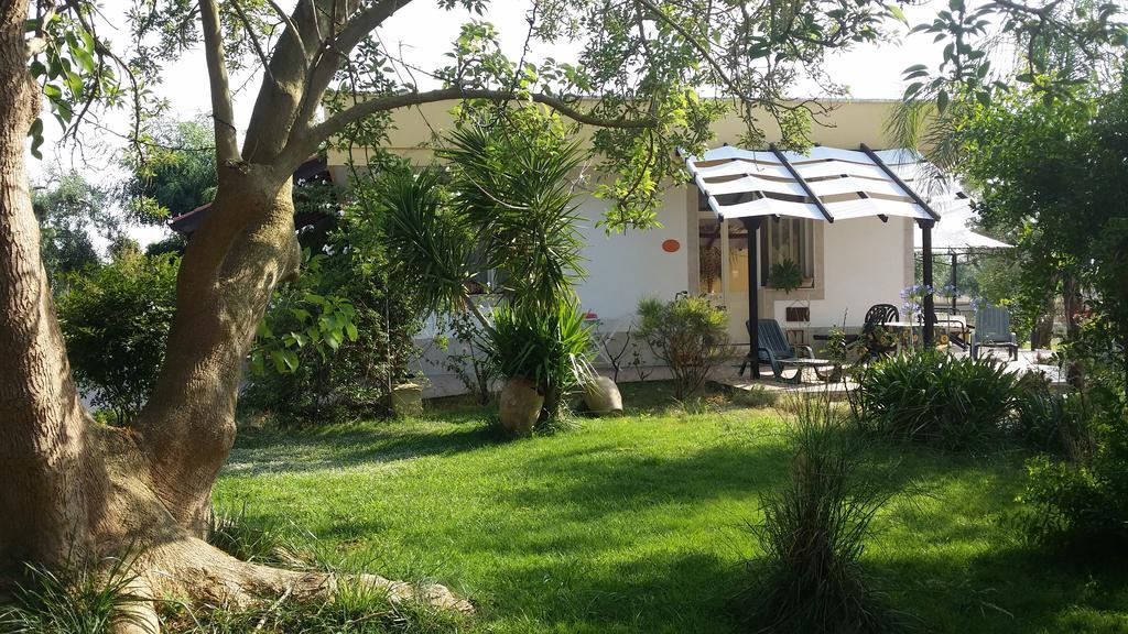 B&B La Gazza Ladra 카르미아노 외부 사진
