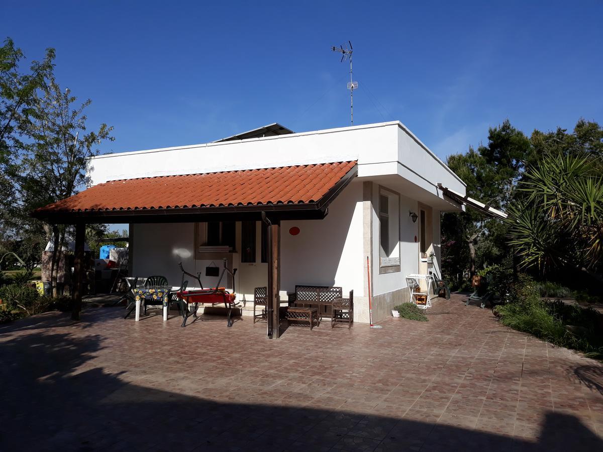 B&B La Gazza Ladra 카르미아노 외부 사진