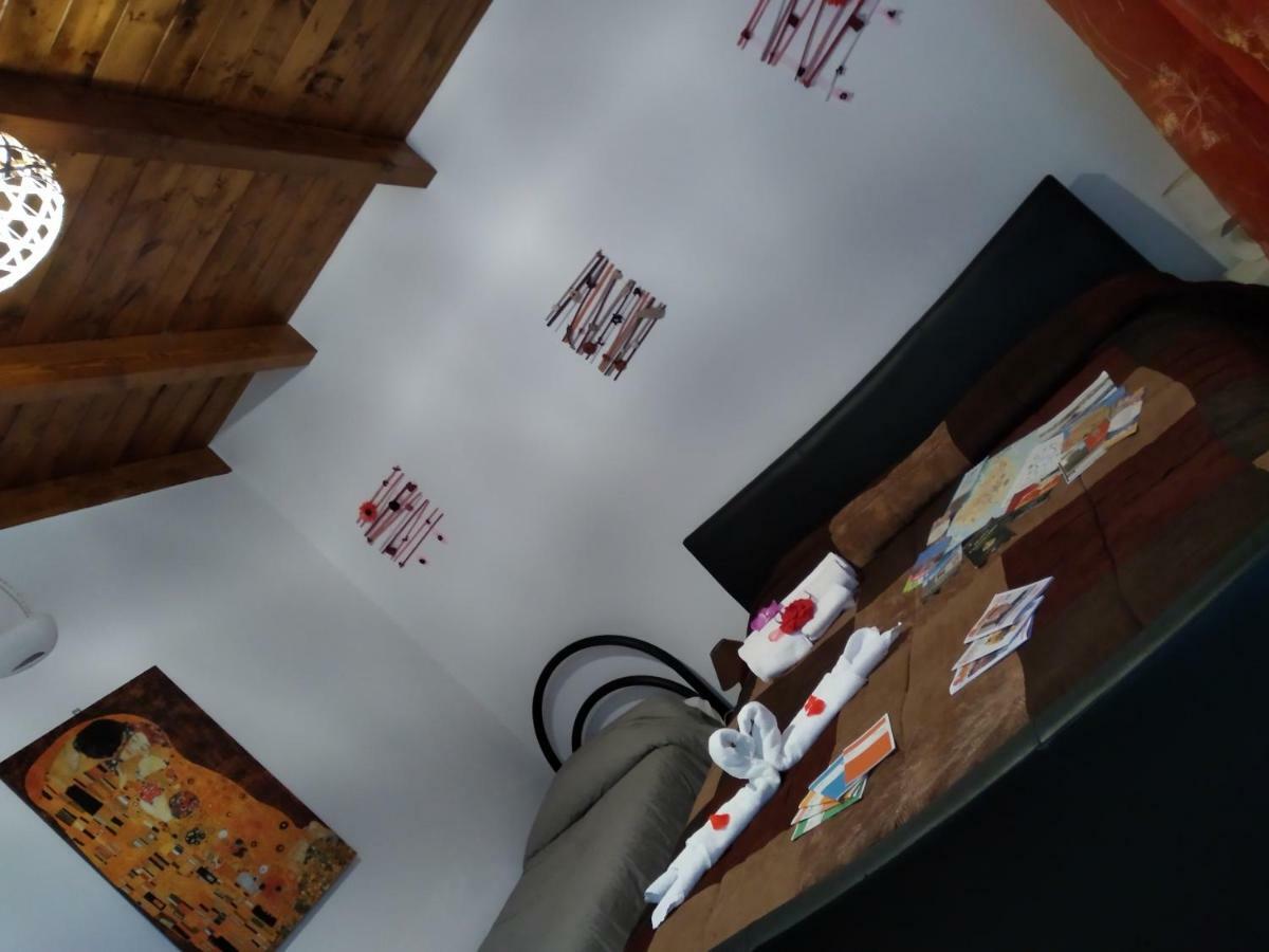 B&B La Gazza Ladra 카르미아노 외부 사진